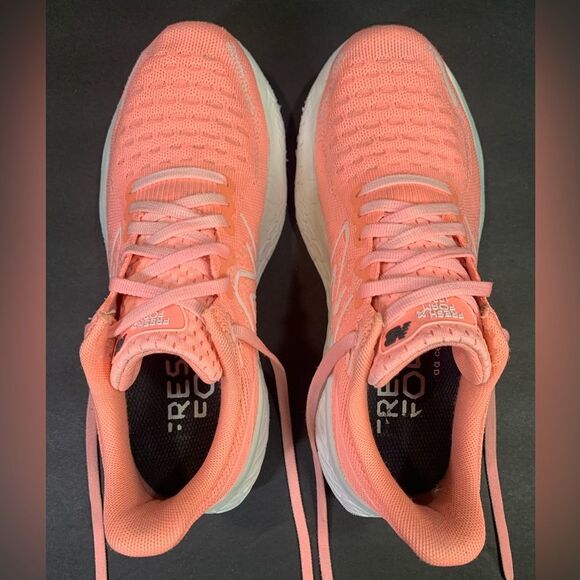 New Balance Womens 1080 Fresh Foam Pink White Sneakers Shoe Size 7.5 - Picture 7 of 10
